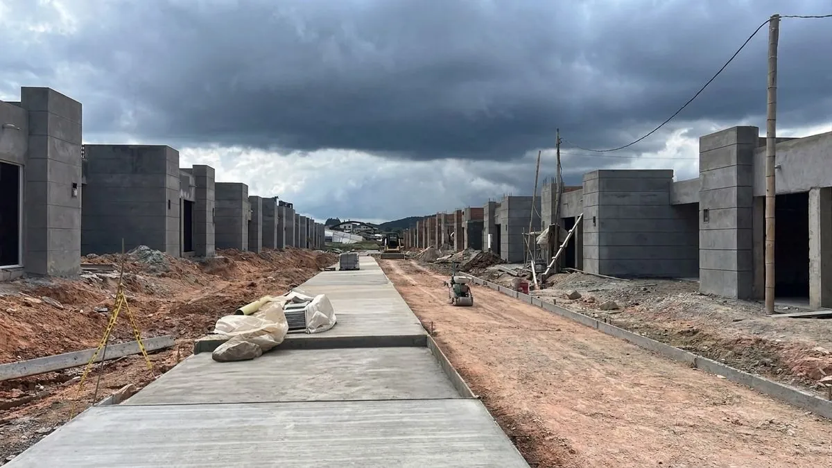 Avance de obra Etapa 2, Los Sauces, fachada terminada
